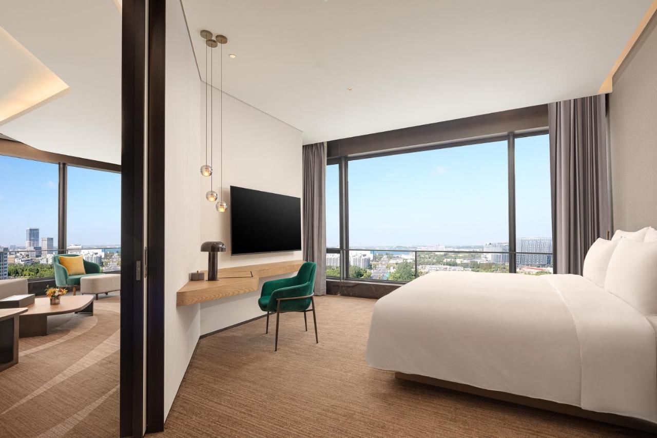 Radisson Collection Lingang Hotel 5*