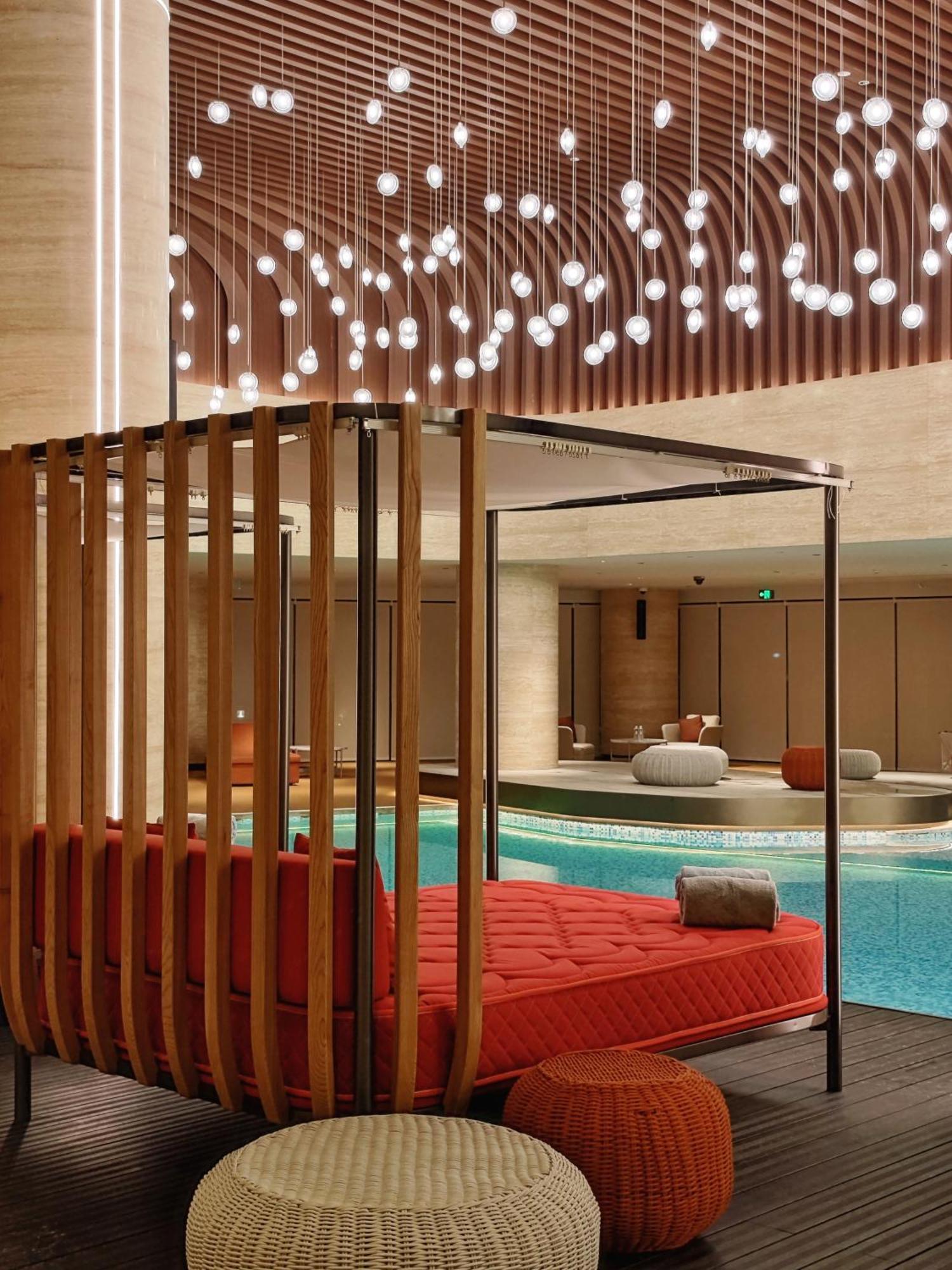 Radisson Collection Lingang Hotel 5*